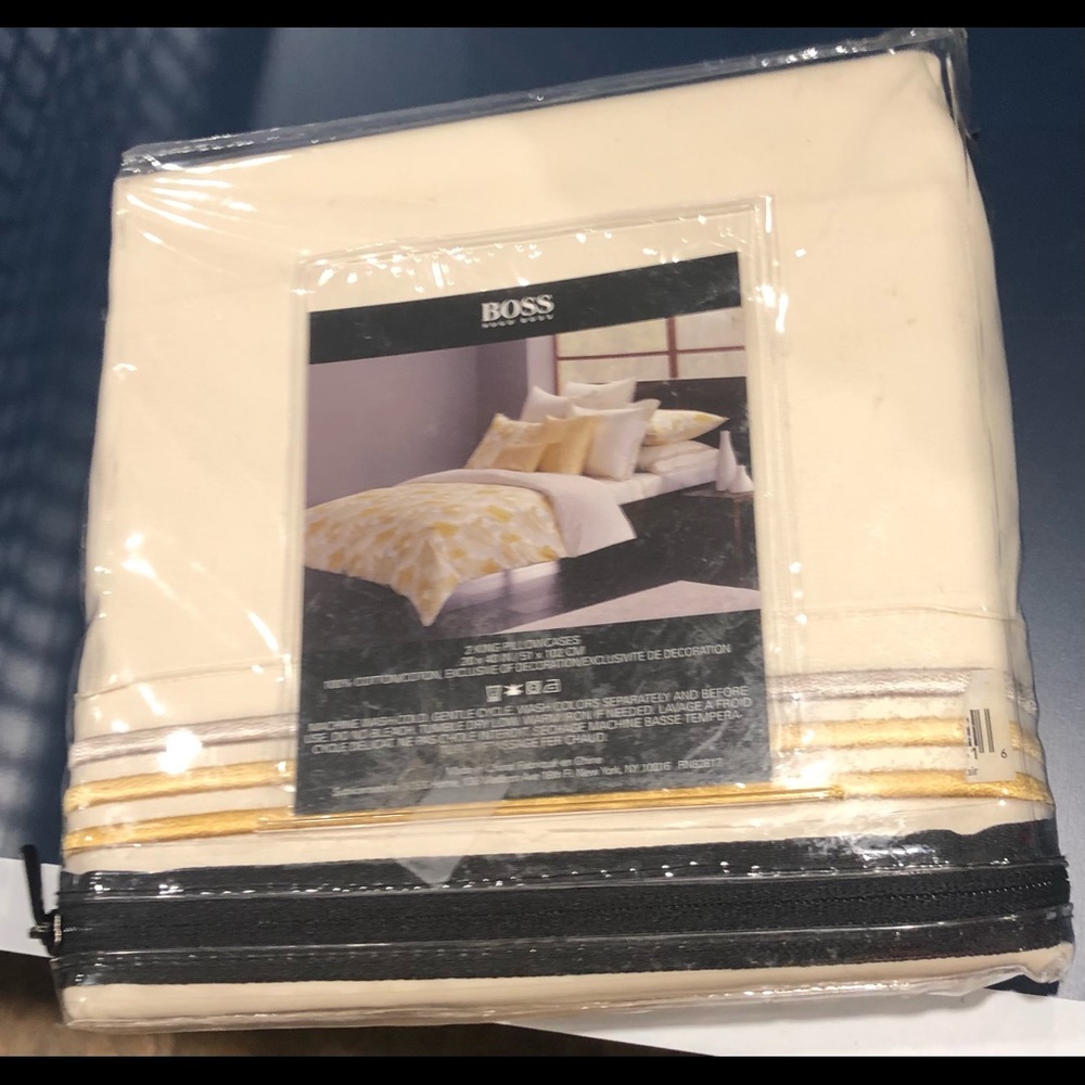Boss king pillowcases in cream NWT